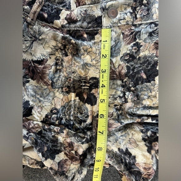 Free People Floral Velvet Short Overalls XS - Picture 6 of 8